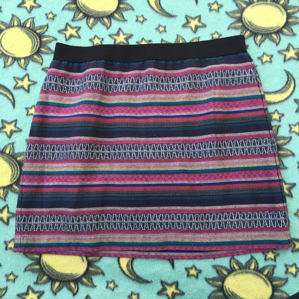 Tribal print zipper skirt, American Eagle, size 4